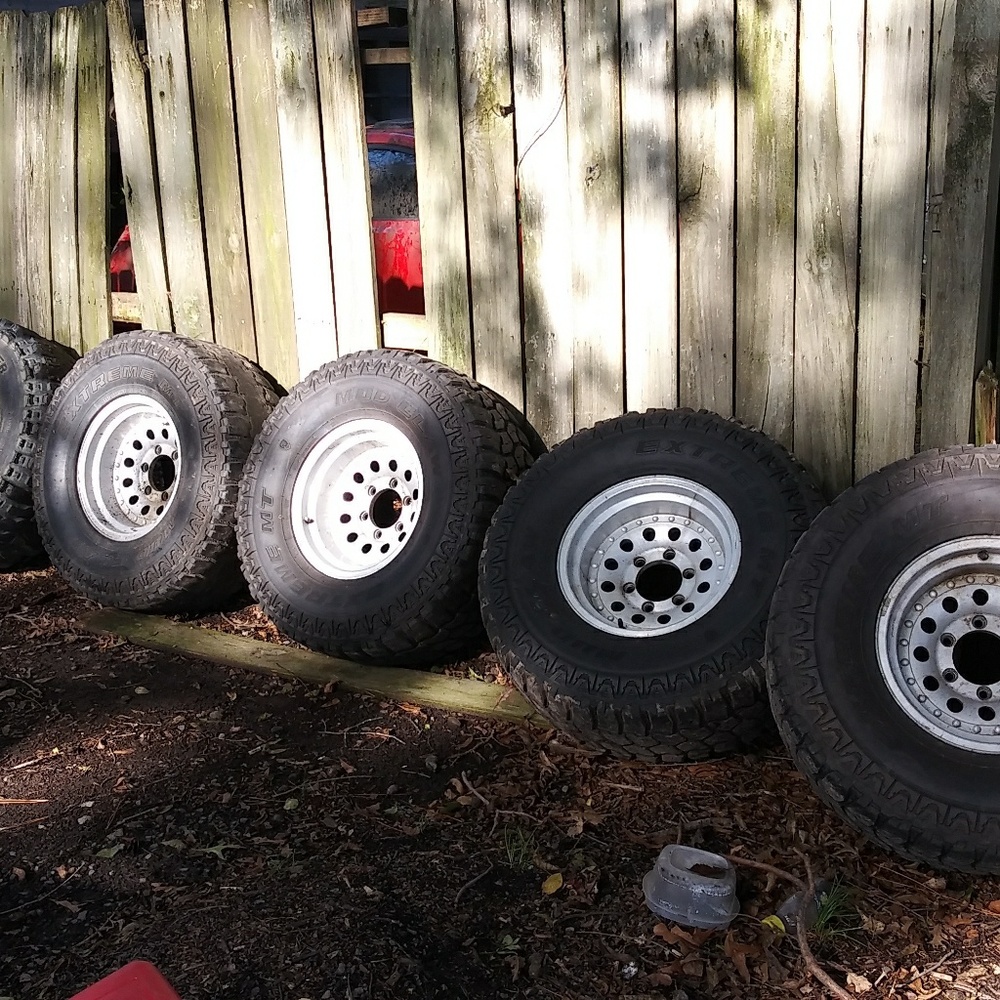 I've got 7 wheels & 8 tires
